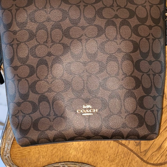 Coach Signature Tote and Wallet Set - Black and Brown - Picture 6 of 9